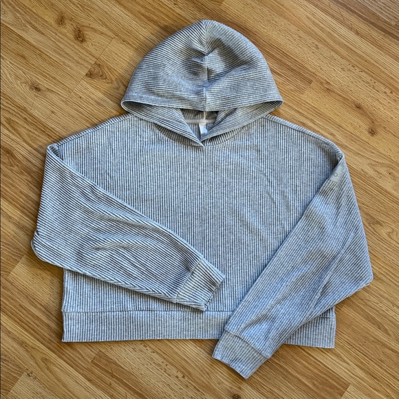 Alo Muse Hoodie ✨ size L - Picture 2 of 13